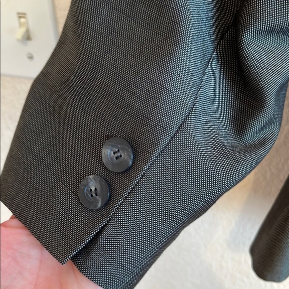 Kasper Gray Double-Breasted Blazer with Notched Lapels - Picture 11 of 16
